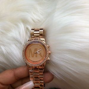 Mk watch